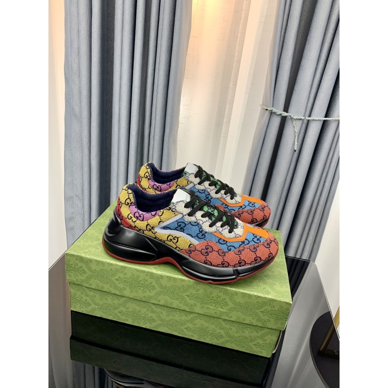 G*u*i casual shoes